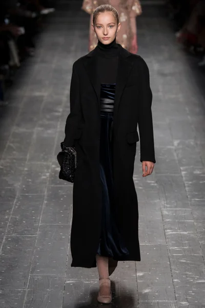 Look 46